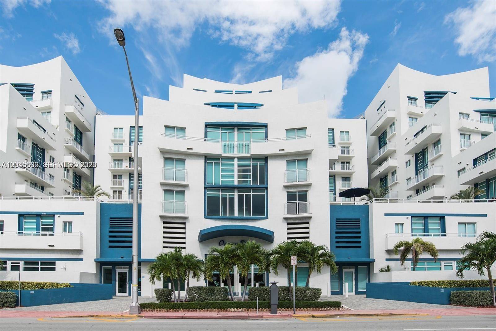 7600 Collins AveMiami Beach - OCEANBLUE CONDO OF MIAMI condo unit 712 - picture