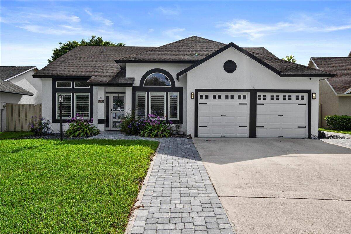 1560 YachtmanWellington - picture