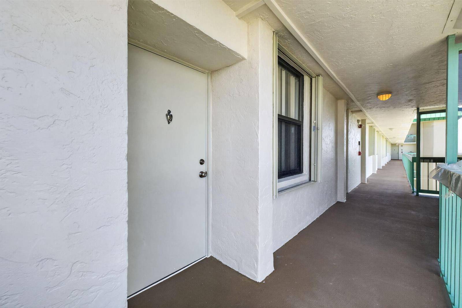 9900 S OceanJensen Beach - OCEANA OCEANFRONT CONDOMIN condo unit 1505 - picture