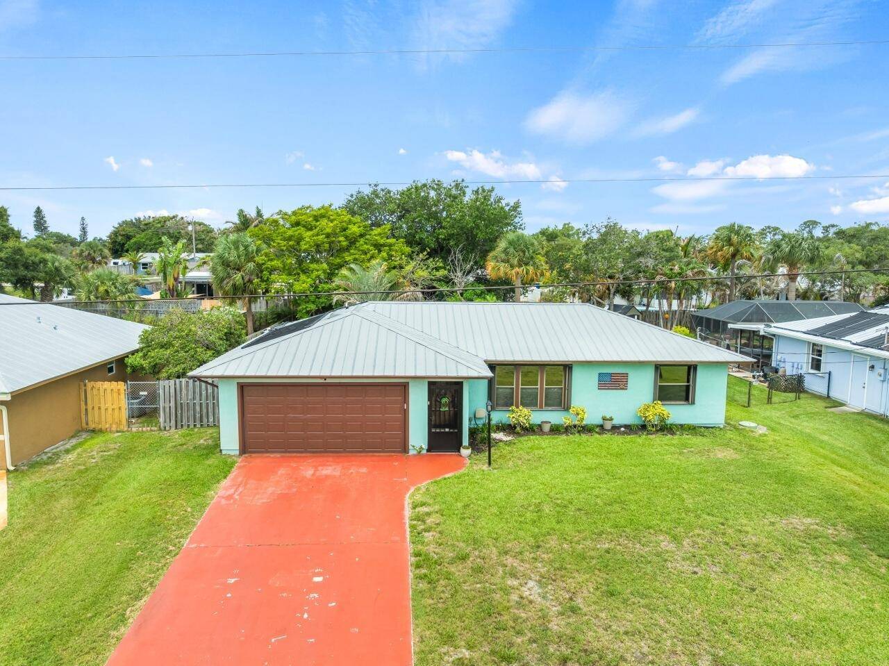 1636 NE DarlichJensen Beach - picture
