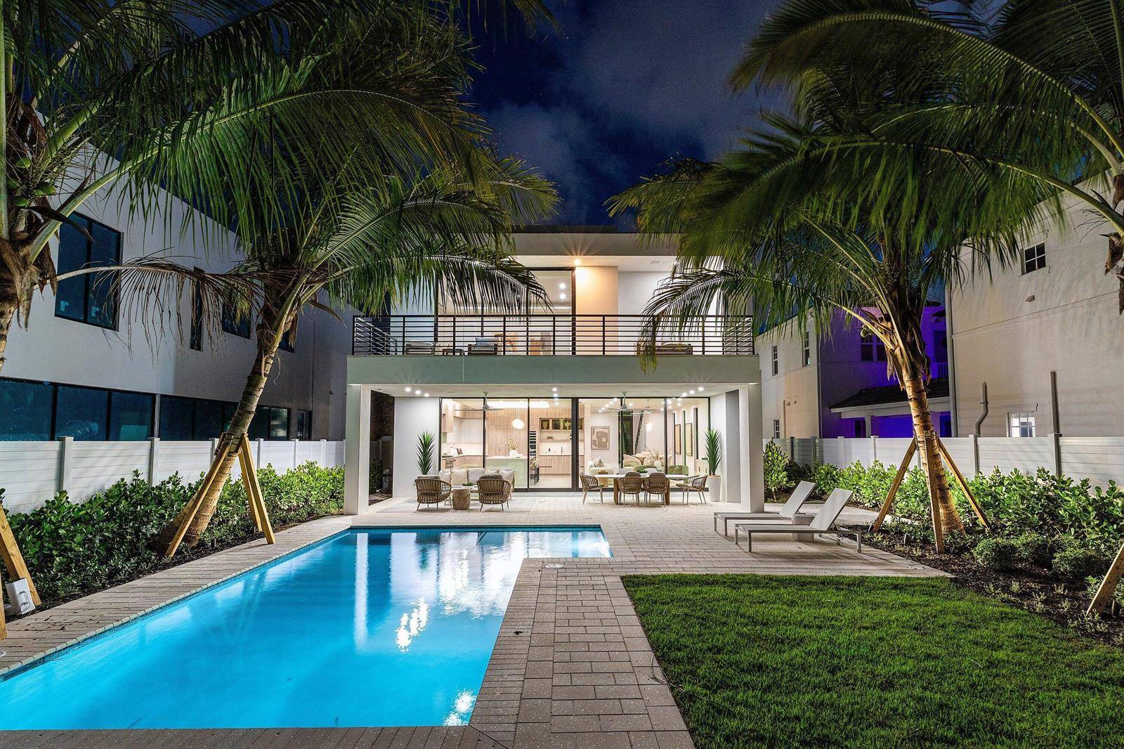 721 LakeDelray Beach - picture
