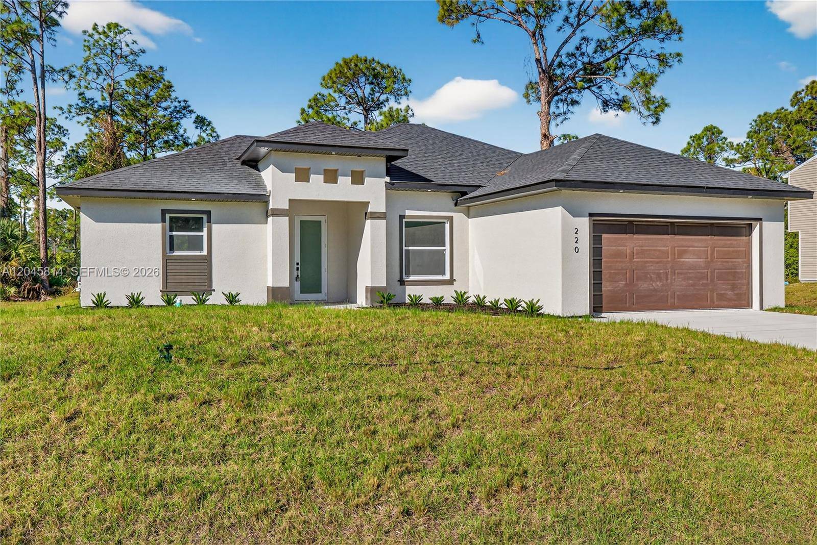 765 jopinica aveLehigh Acres - picture