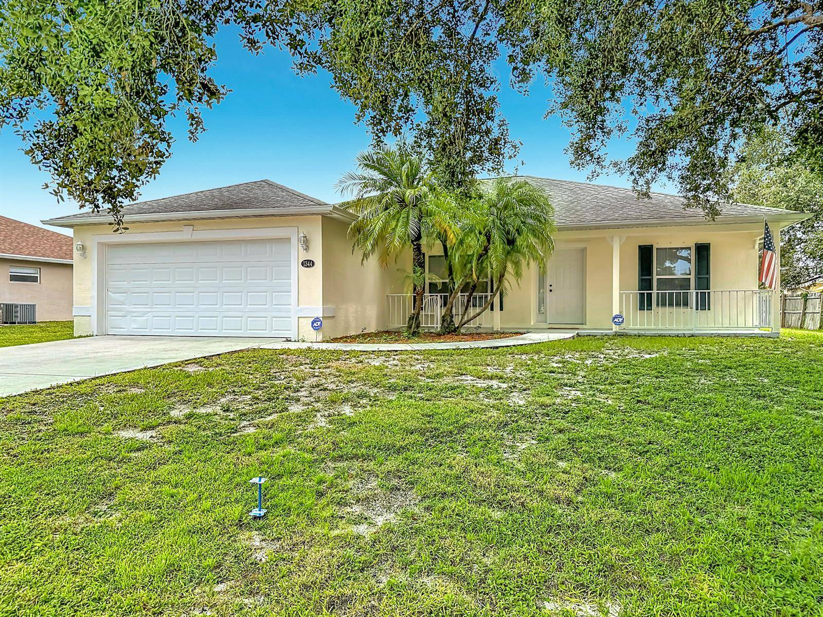 1344 SW ParmaPort St. Lucie - picture