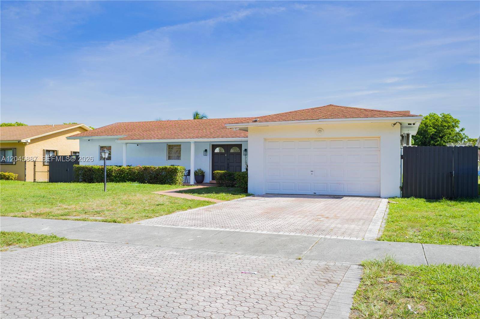 1721 NW 191st StMiami Gardens - picture