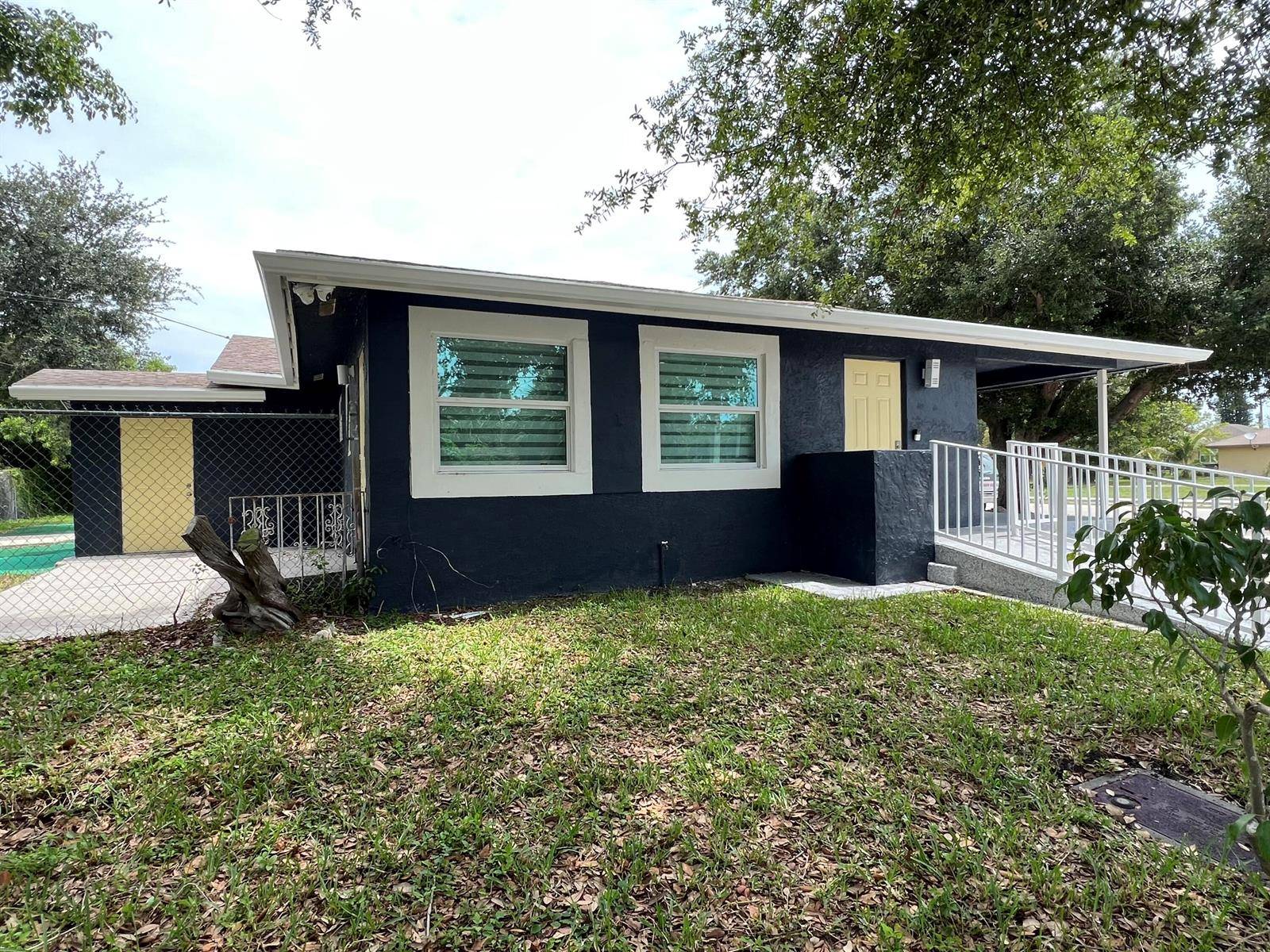 601 NW 2ndDelray Beach - picture