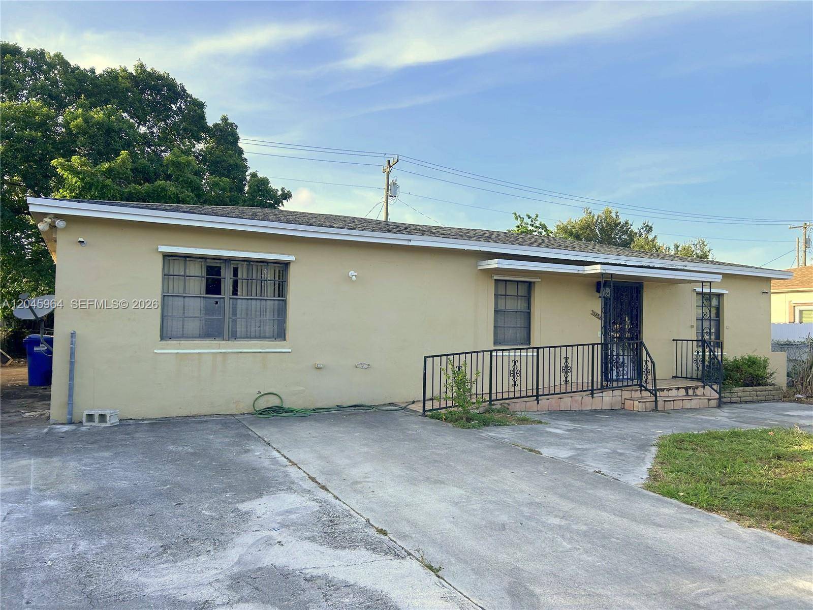 1355 NW 86th StMiami - picture