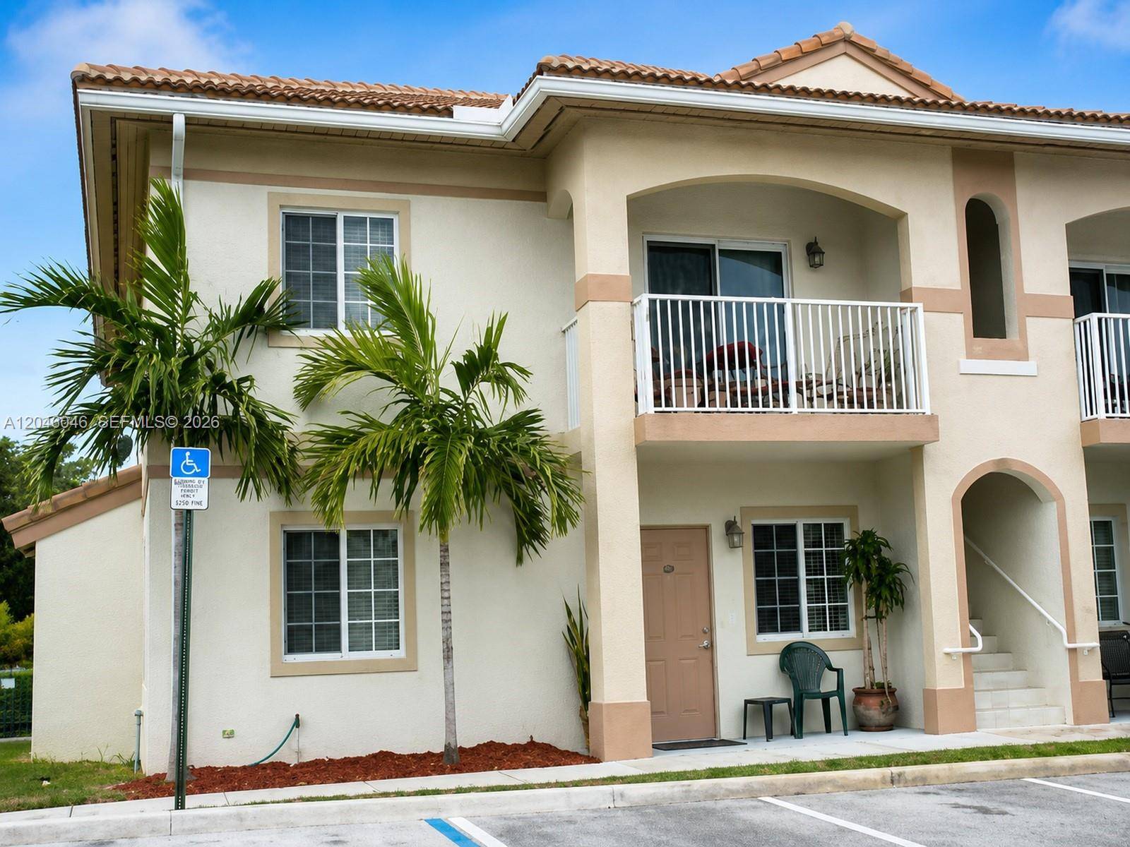 4950 Washington StHollywood - WASHINGTON PALMS condo unit 12-4 - picture