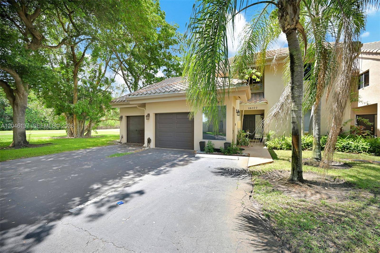 16379 Malibu DrWeston - CALIFORNIA COURTS CONDO condo unit 50 - picture