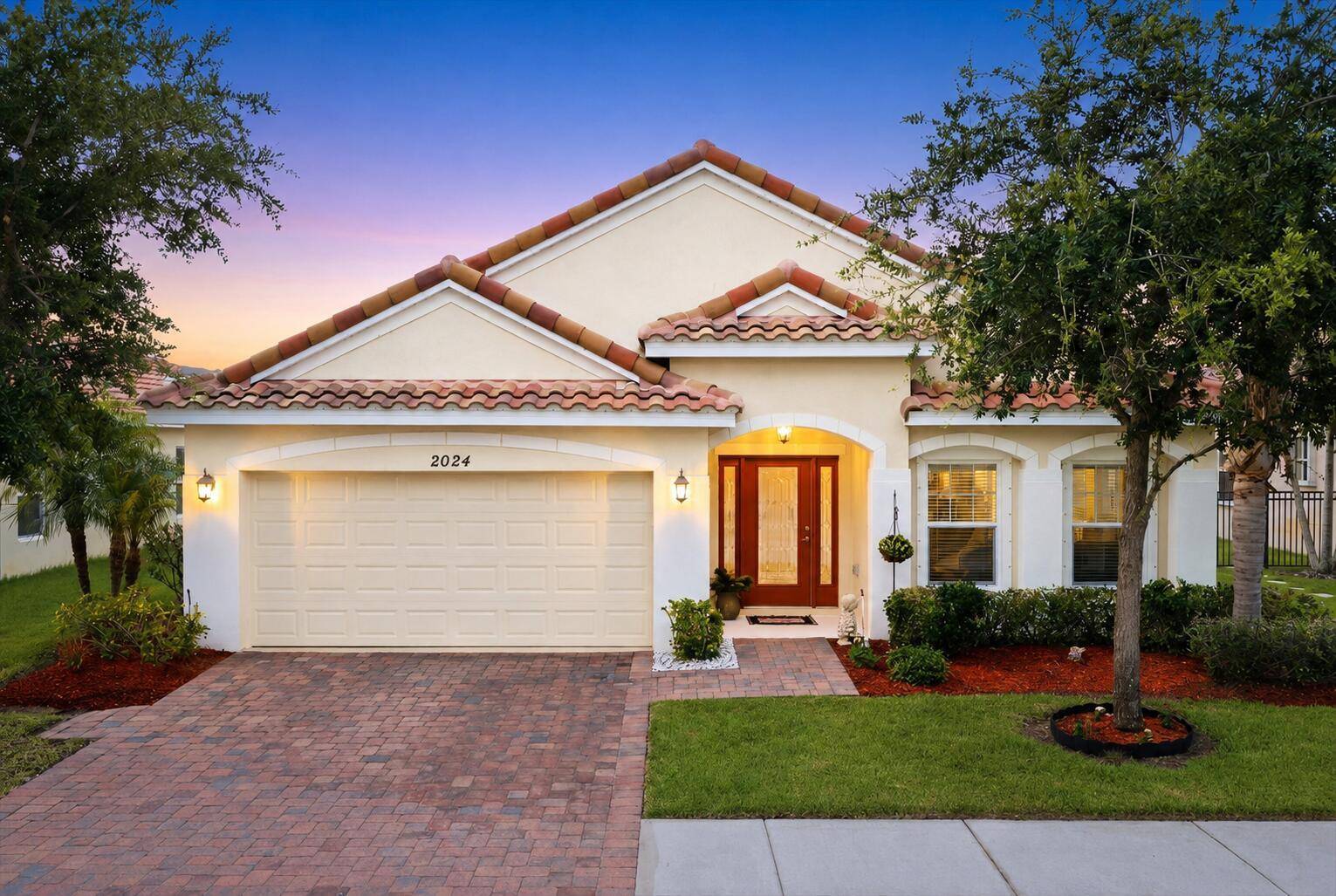 2024 AlbanyVero Beach - picture