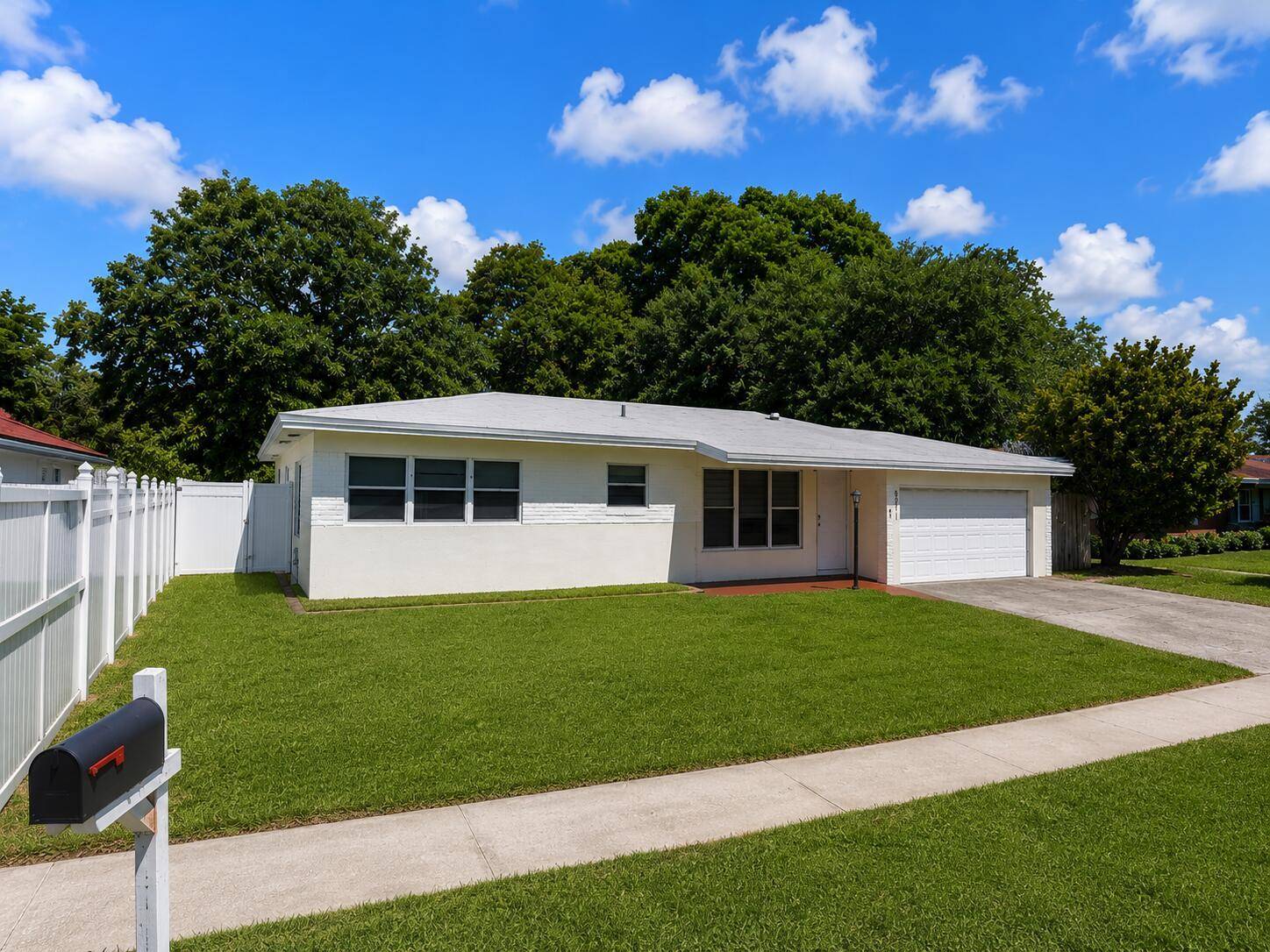 557 W DaytonFort Lauderdale - picture