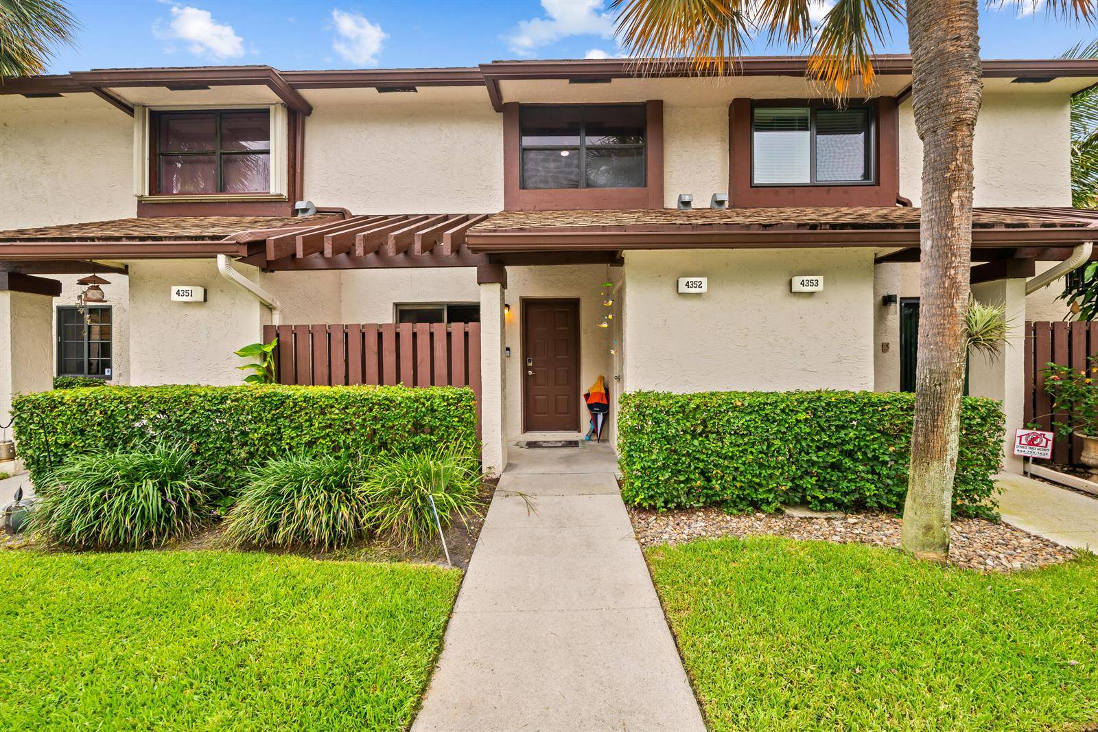4352 CarambolaCoconut Creek - picture