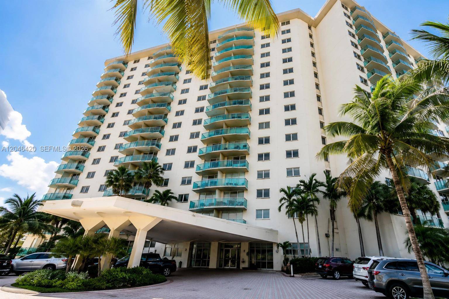 19370 Collins AveSunny Isles Beach - Condo/Co-Op/Annual,Condo condo unit 716 - picture