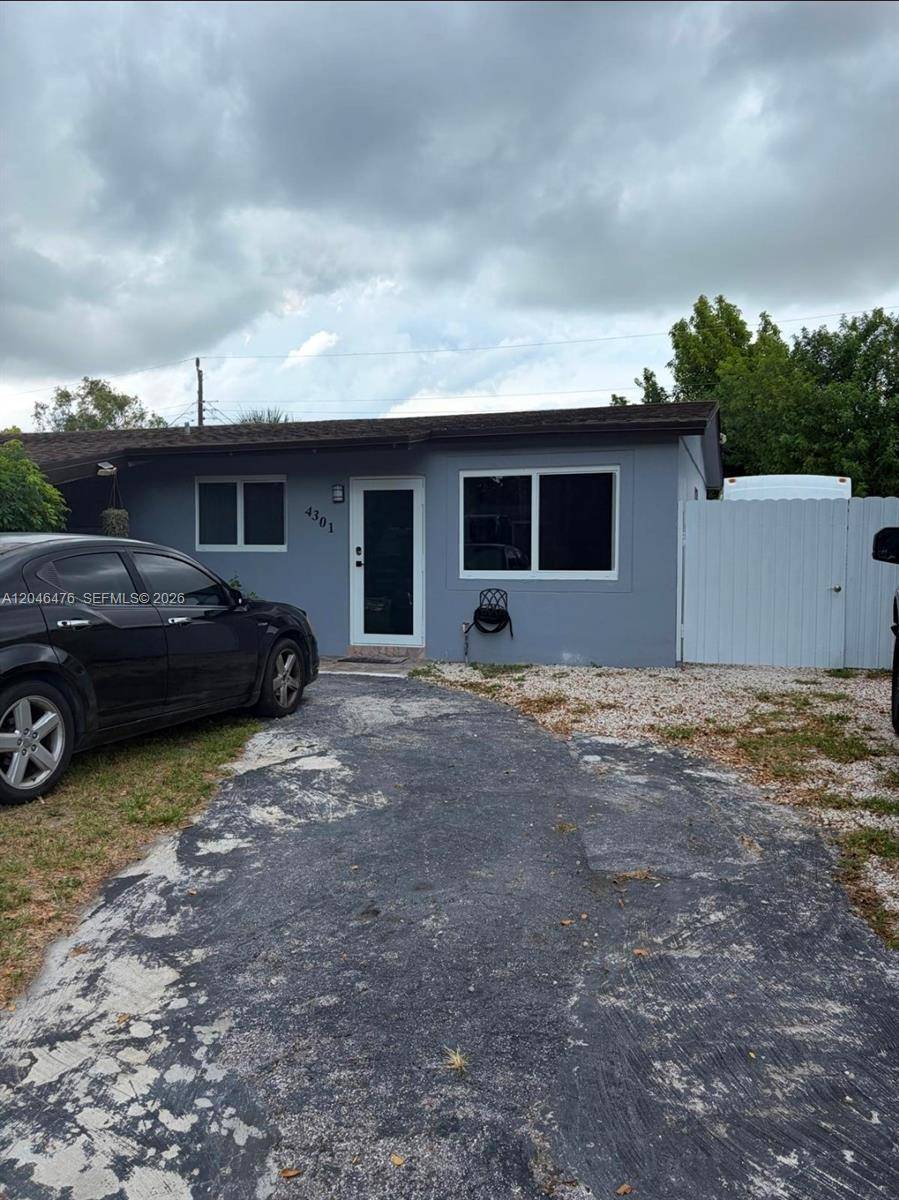 4301 NW 59th CtNorth Lauderdale - picture