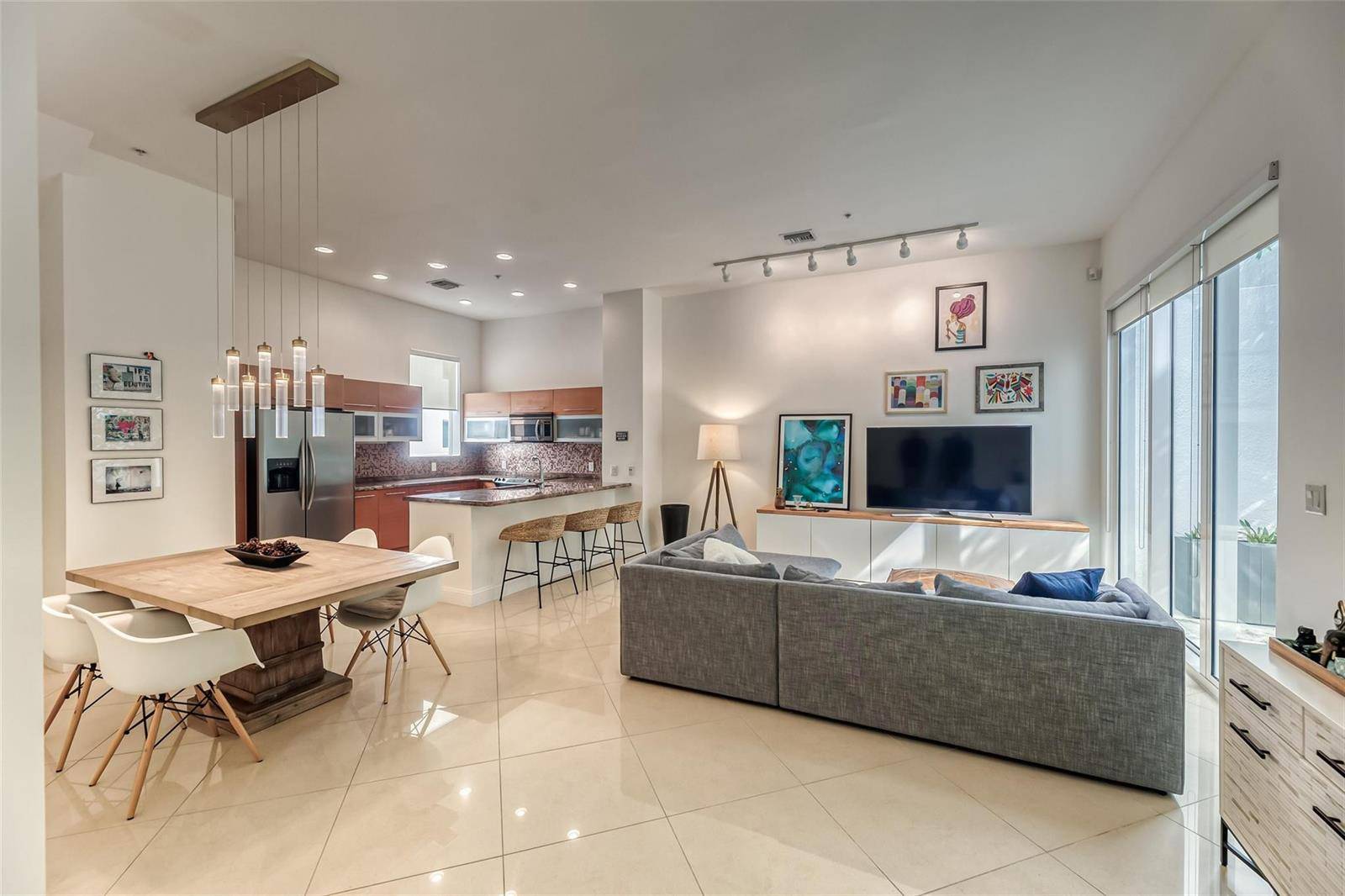 727 NE 4thFort Lauderdale - picture