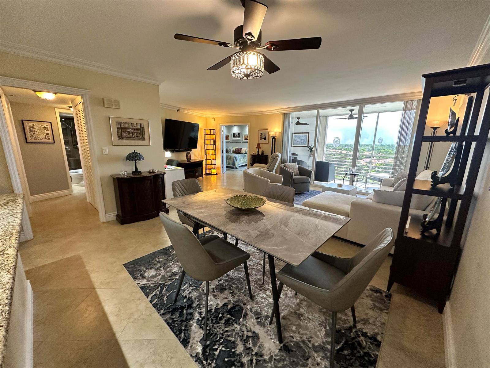 3507 OaksPompano Beach - NO 114 PALM-AIRE COUNTRY C,PALM-AIRE C C APTS 1 condo unit 905 - picture