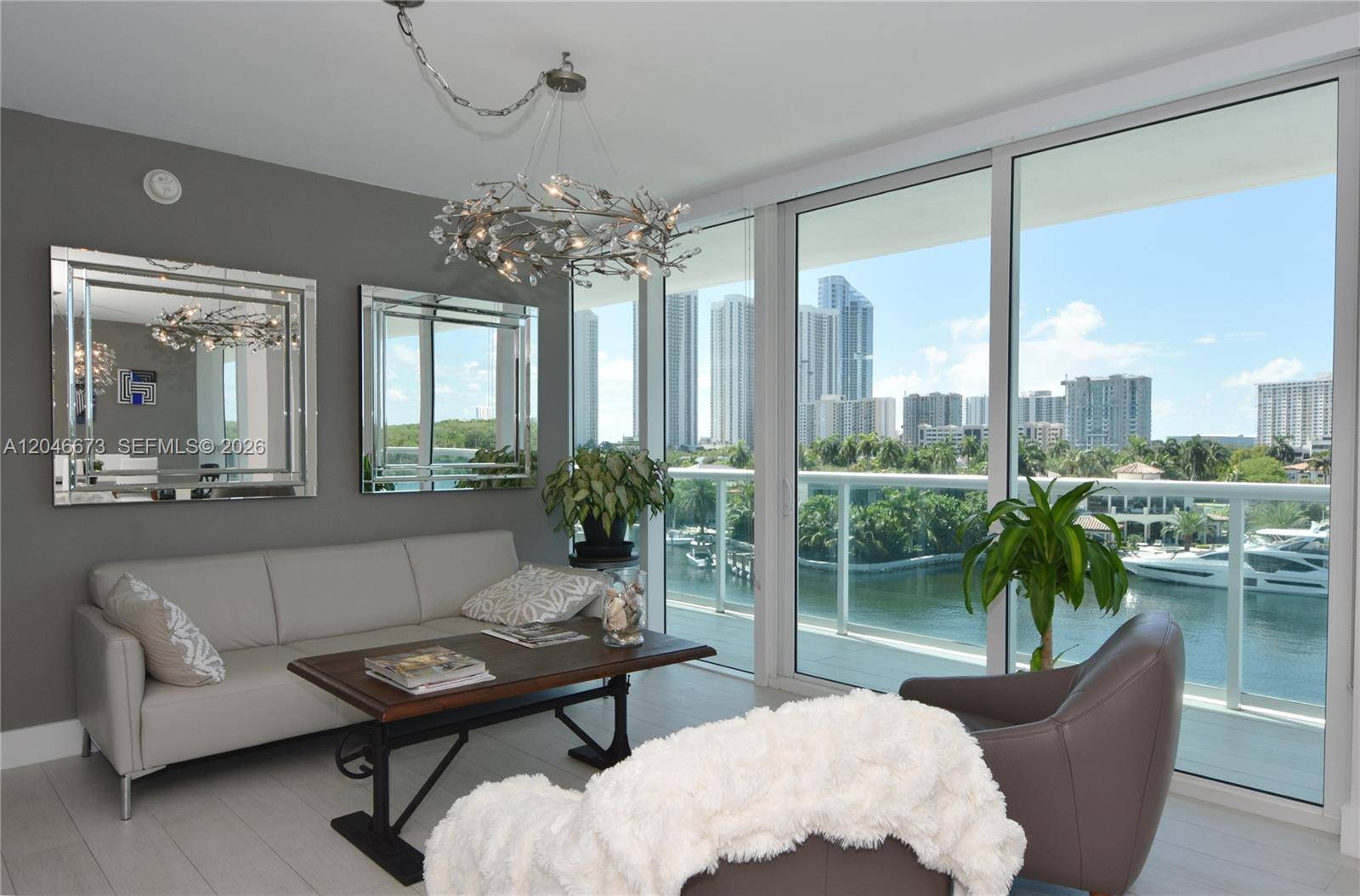 400 Sunny Isles BlvdSunny Isles Beach - 400 SUNNY ISLES CONDO EAS condo unit 521 - picture