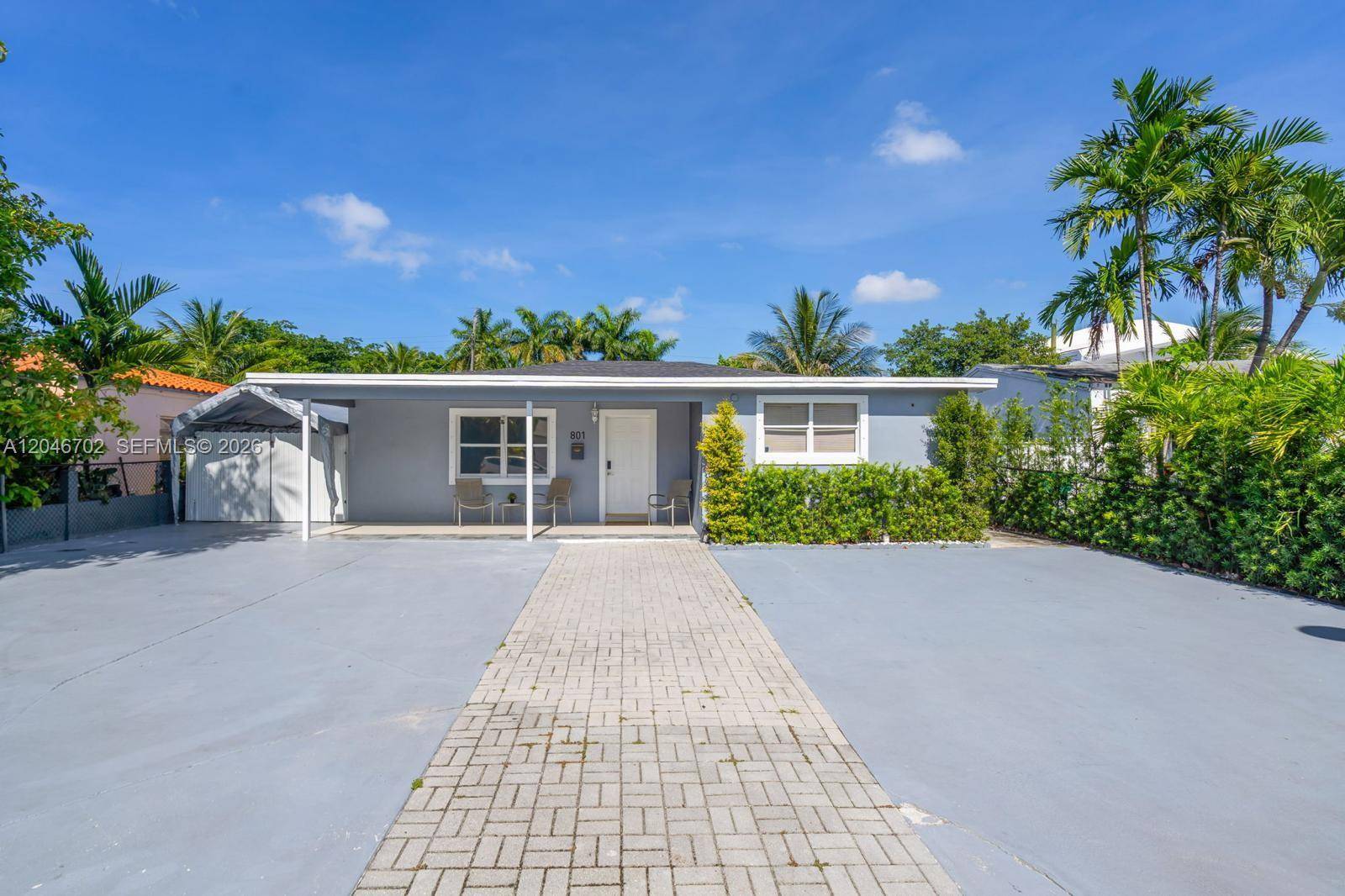 801 NW 17th CtMiami - picture