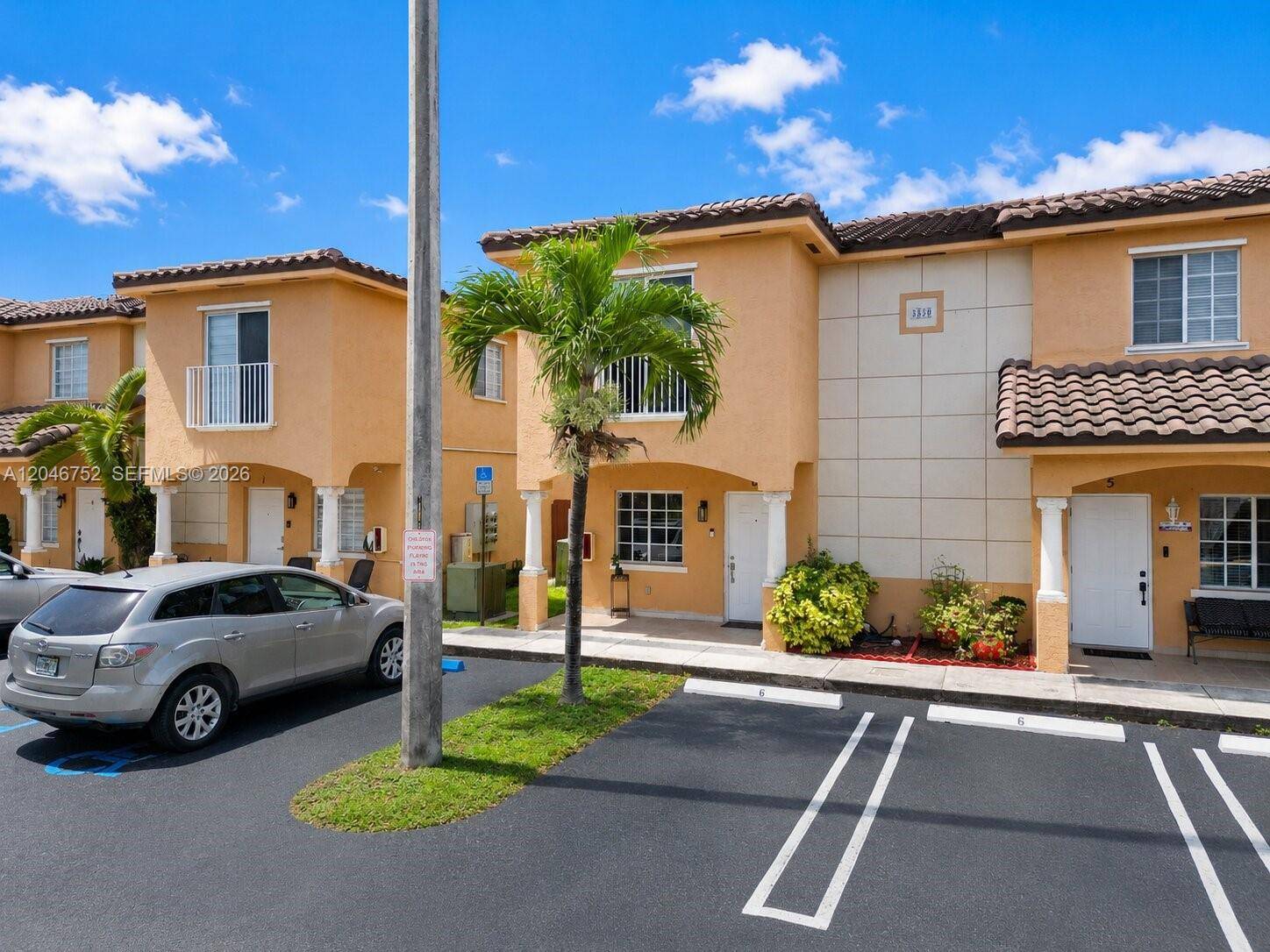 3539 W 76th StHialeah - VILLAS CANARIAS CONDO condo unit 6 - picture