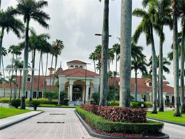 9725 NW 52nd StDoral - DORAL HOUSE condo unit 210 - picture