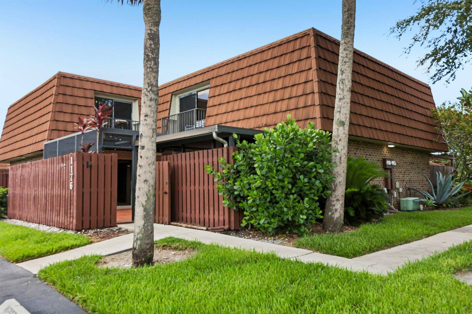 1176 SW 118thDavie - picture