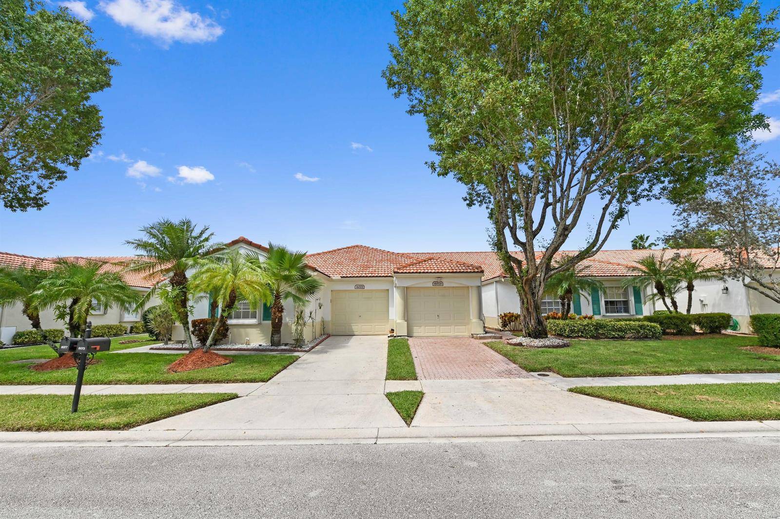 6077 Lake HibiscusDelray Beach - picture