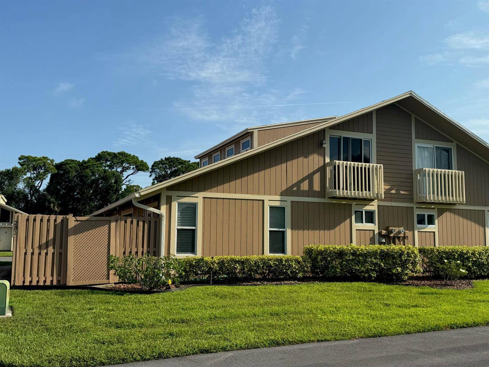 232 MaplecrestJupiter - picture