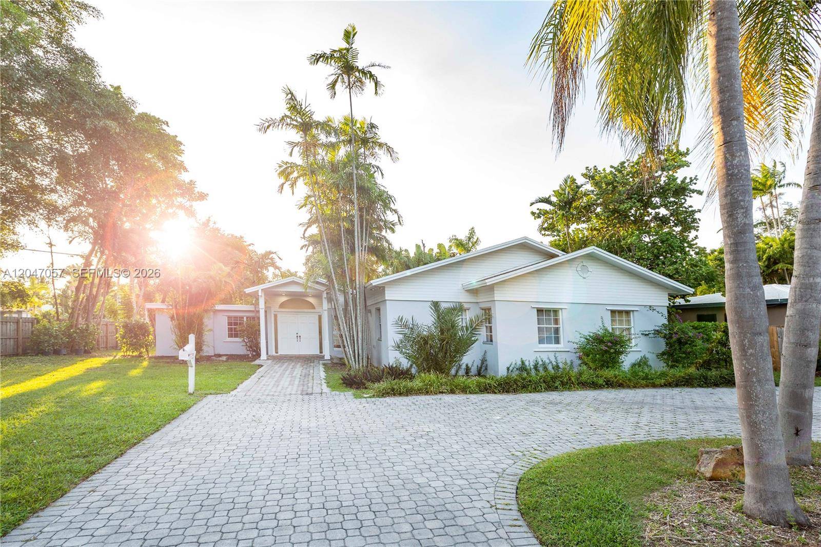 5451 SW 80th StMiami - picture