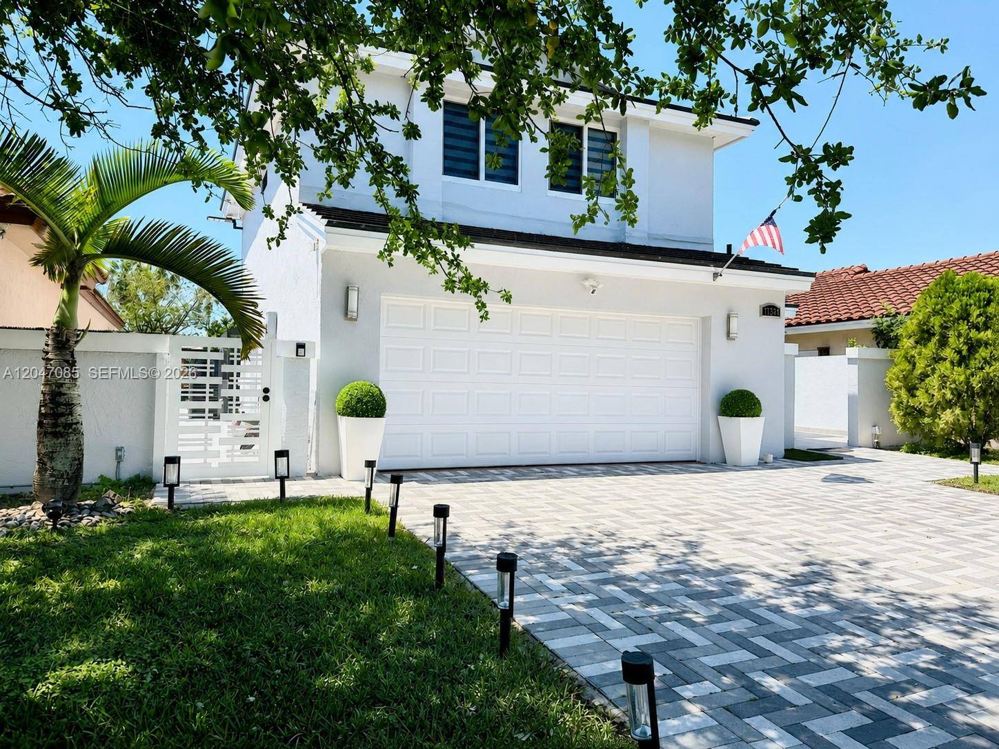 17324 NW 63rd AveHialeah - picture