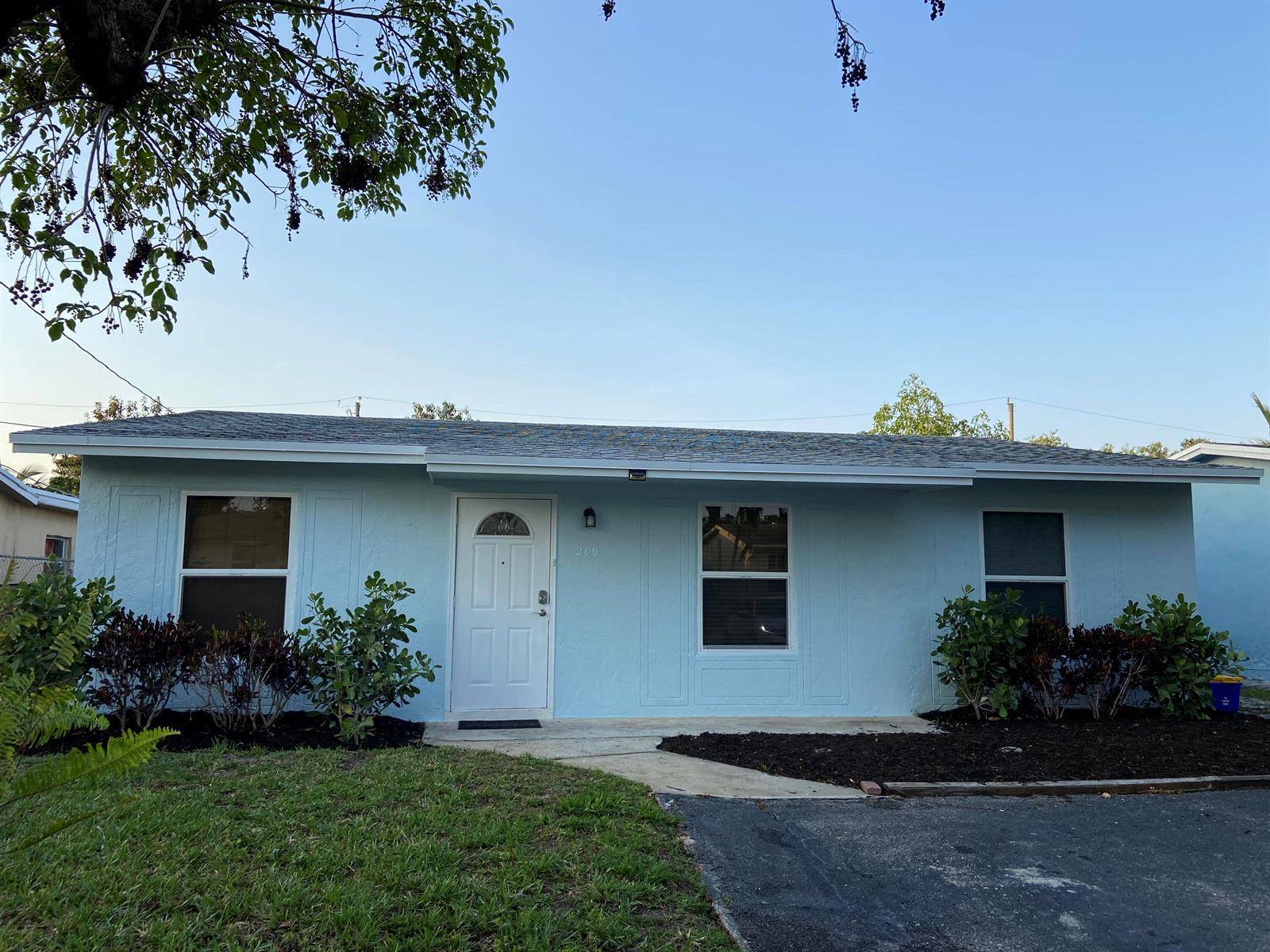 209 CoventryBoca Raton - picture