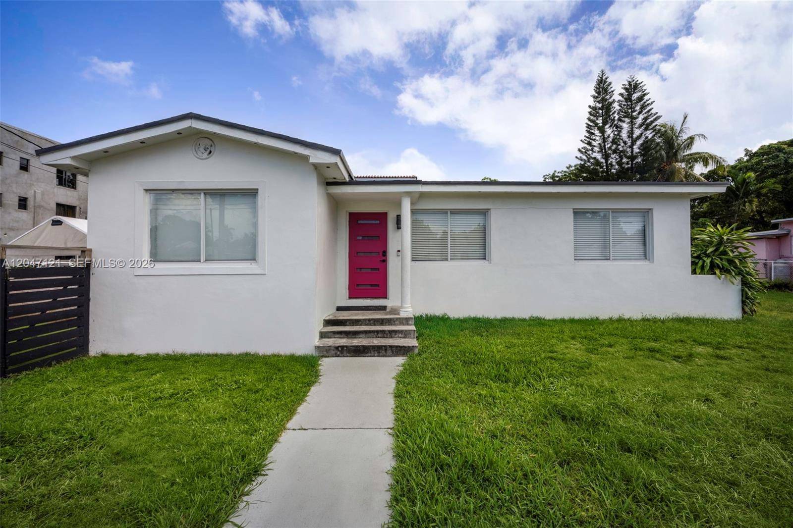 2939 SW 5th StMiami - picture
