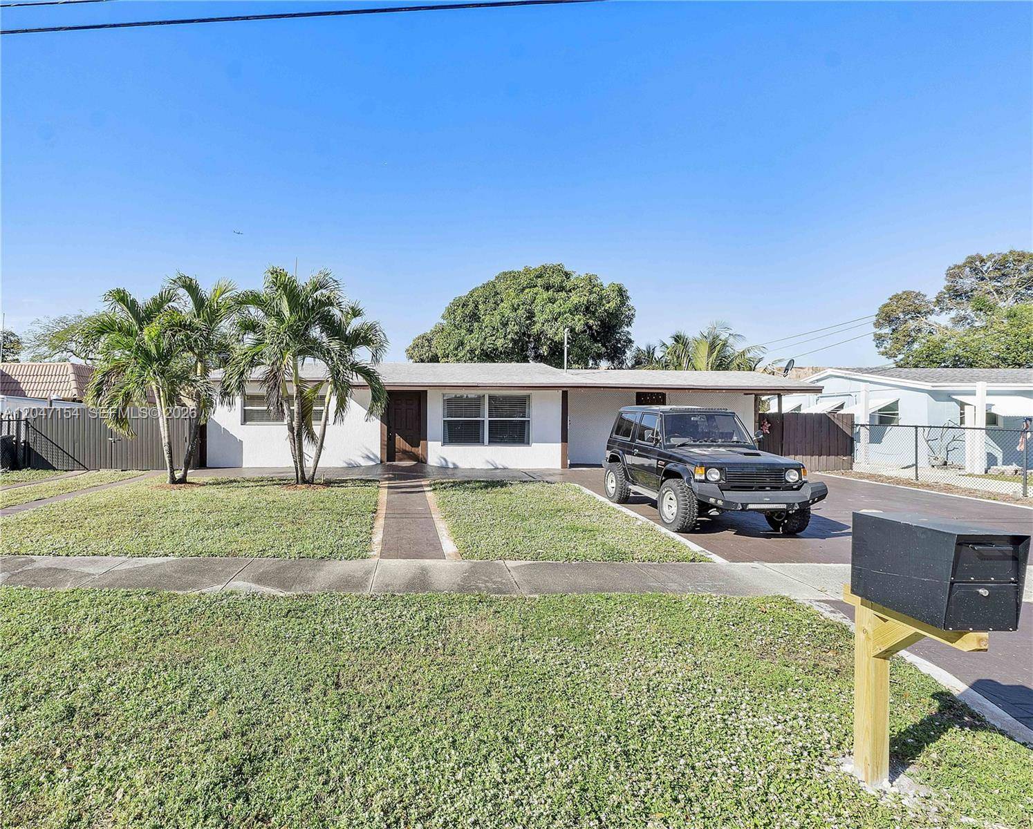 1541 SW 52nd AvePlantation - picture