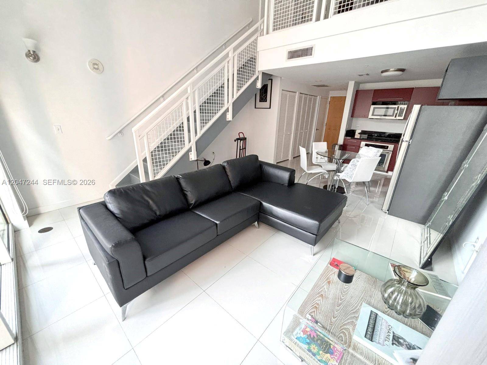 244 Biscayne BlvdMiami - VIZCAYNE NORTH CONDO condo unit 451 - picture