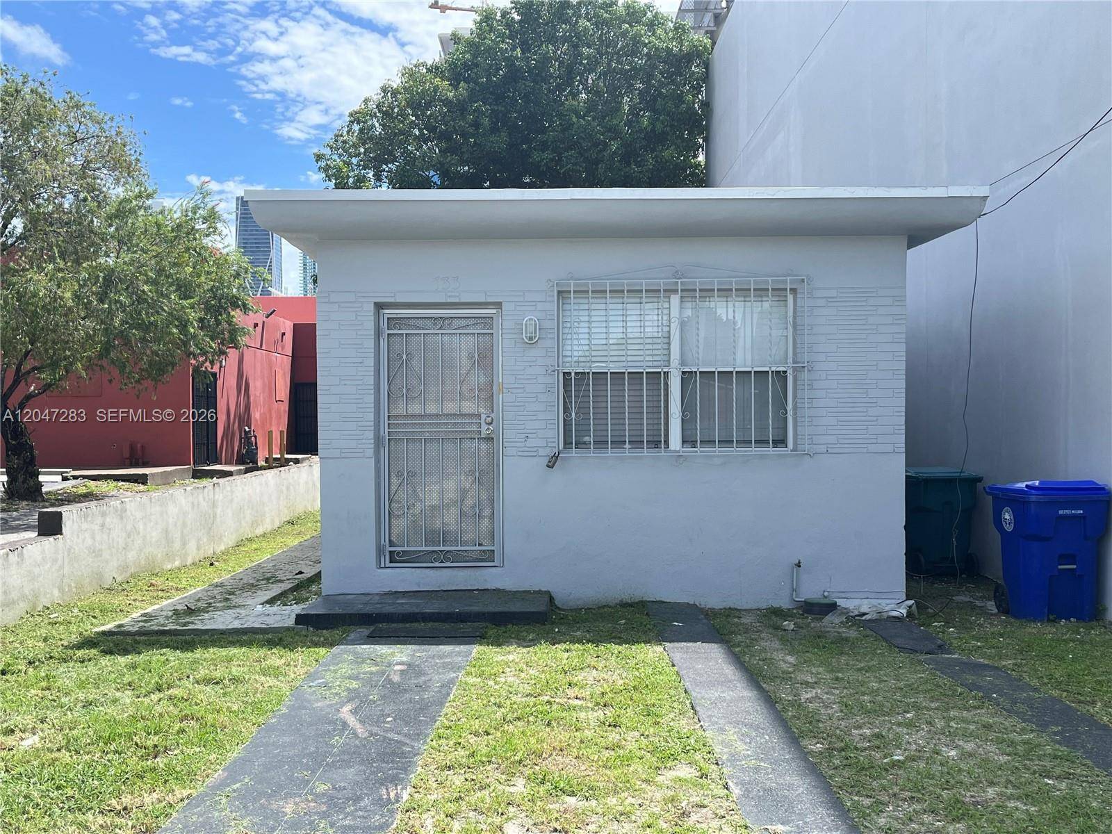 733 NW 4th AveMiami - picture