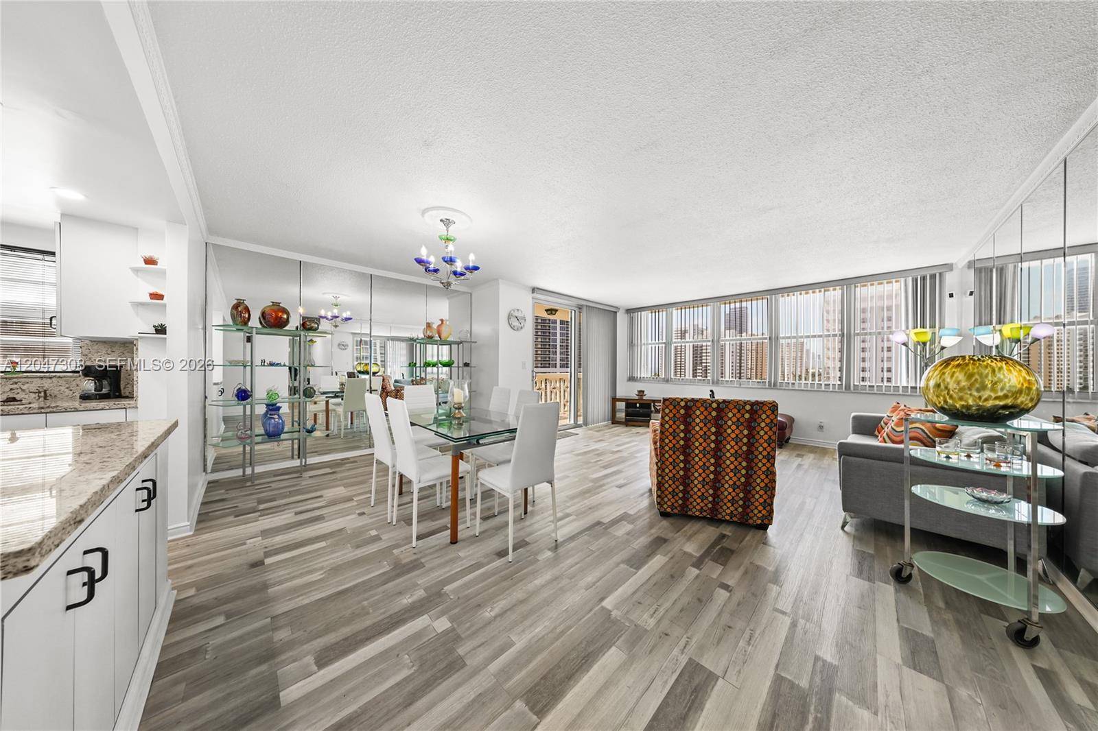 1825 S Ocean DrHallandale Beach - Condo 1-4 Stories,Condo condo unit 914 - picture