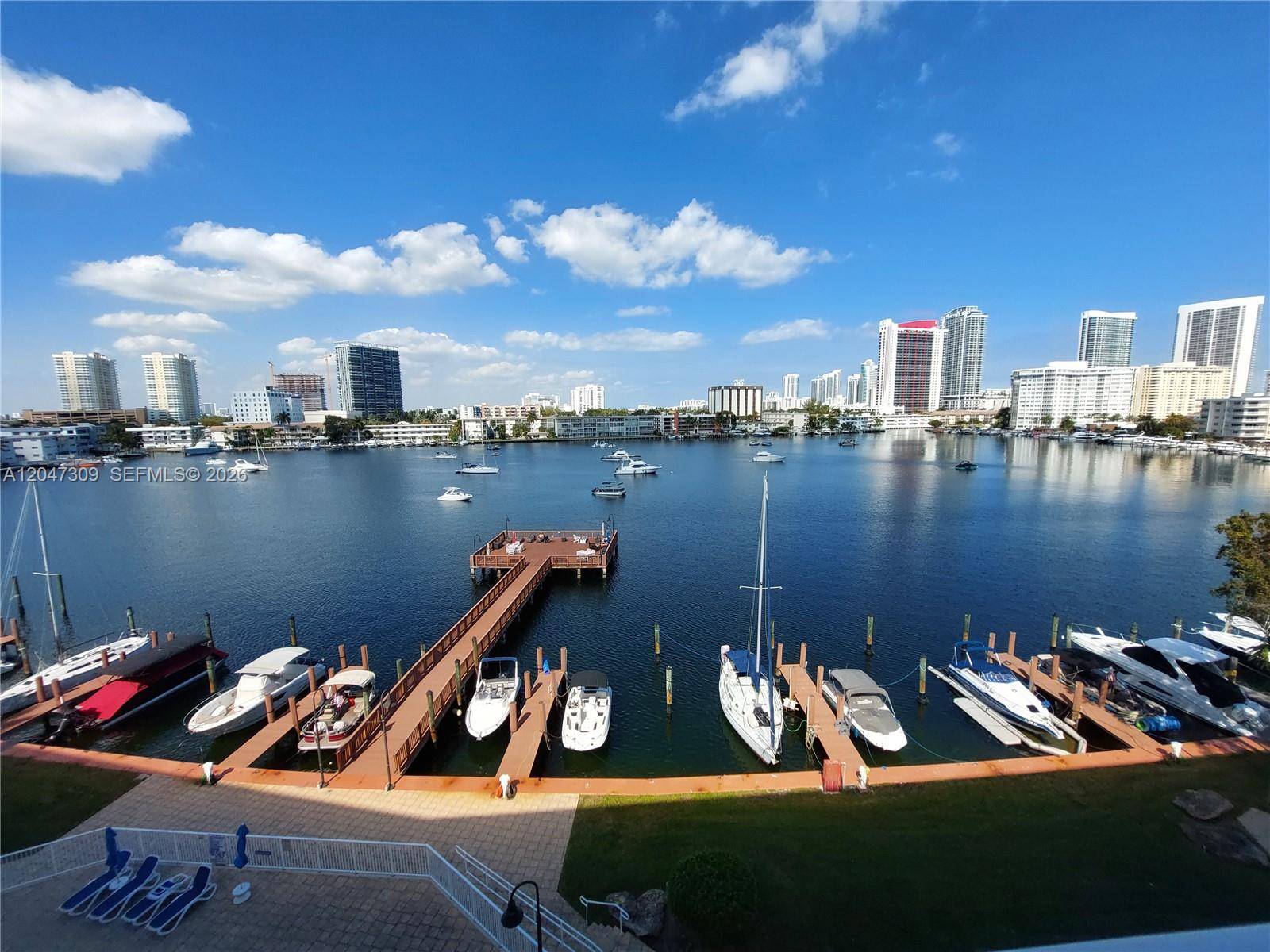 400 Golden Isles DrHallandale Beach - Condo/Co-Op/Annual,Condo condo unit 47 - picture