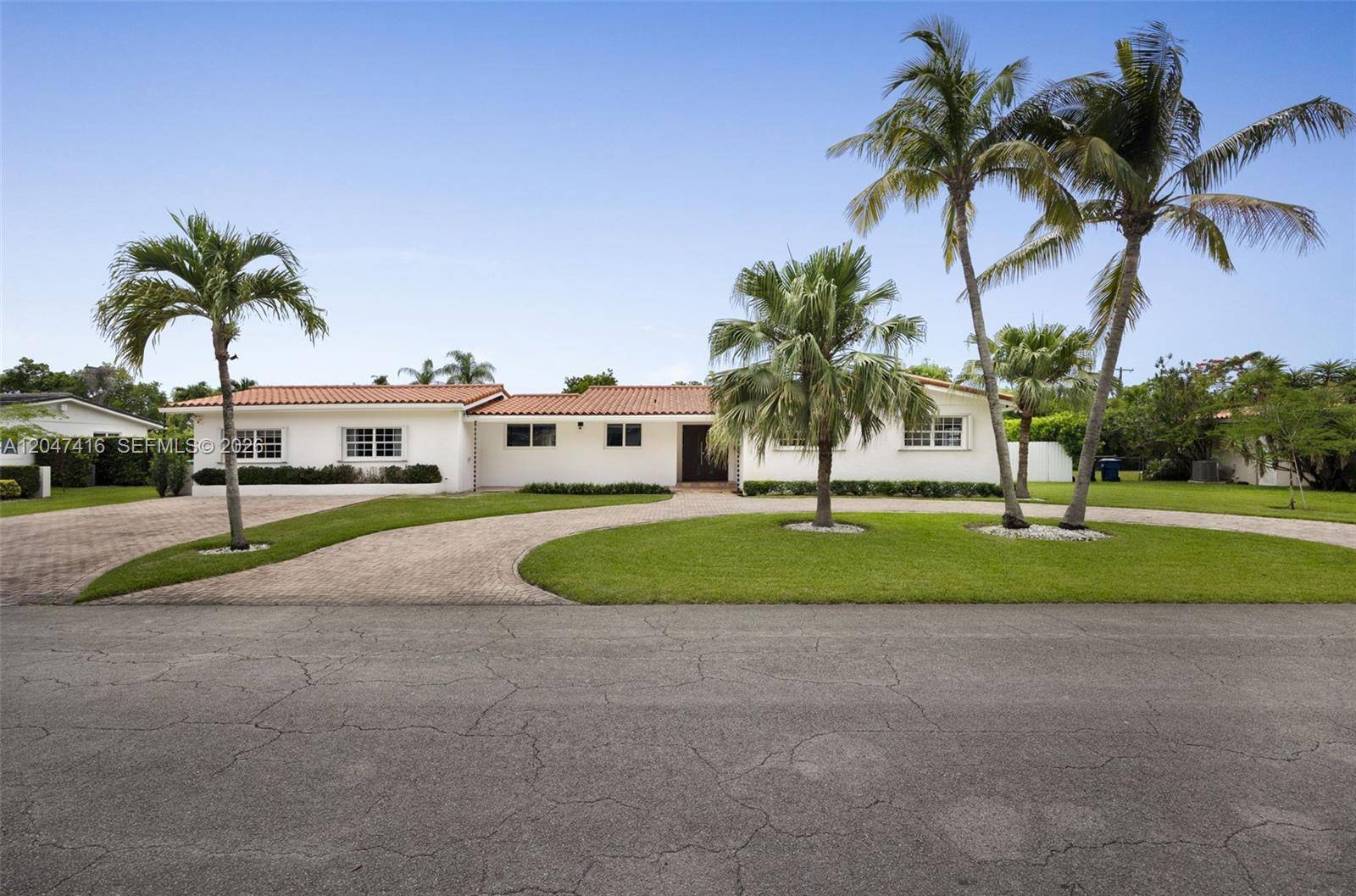 8345 SW 90th StMiami - picture