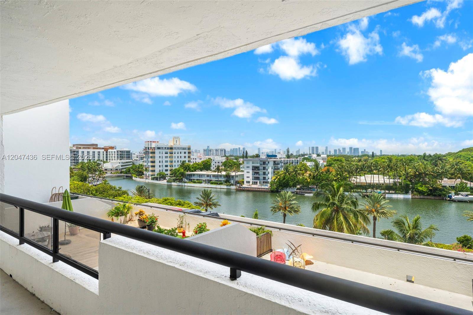 2555 Collins AveMiami Beach - Condo 5+ Stories,Condo condo unit 706 - picture