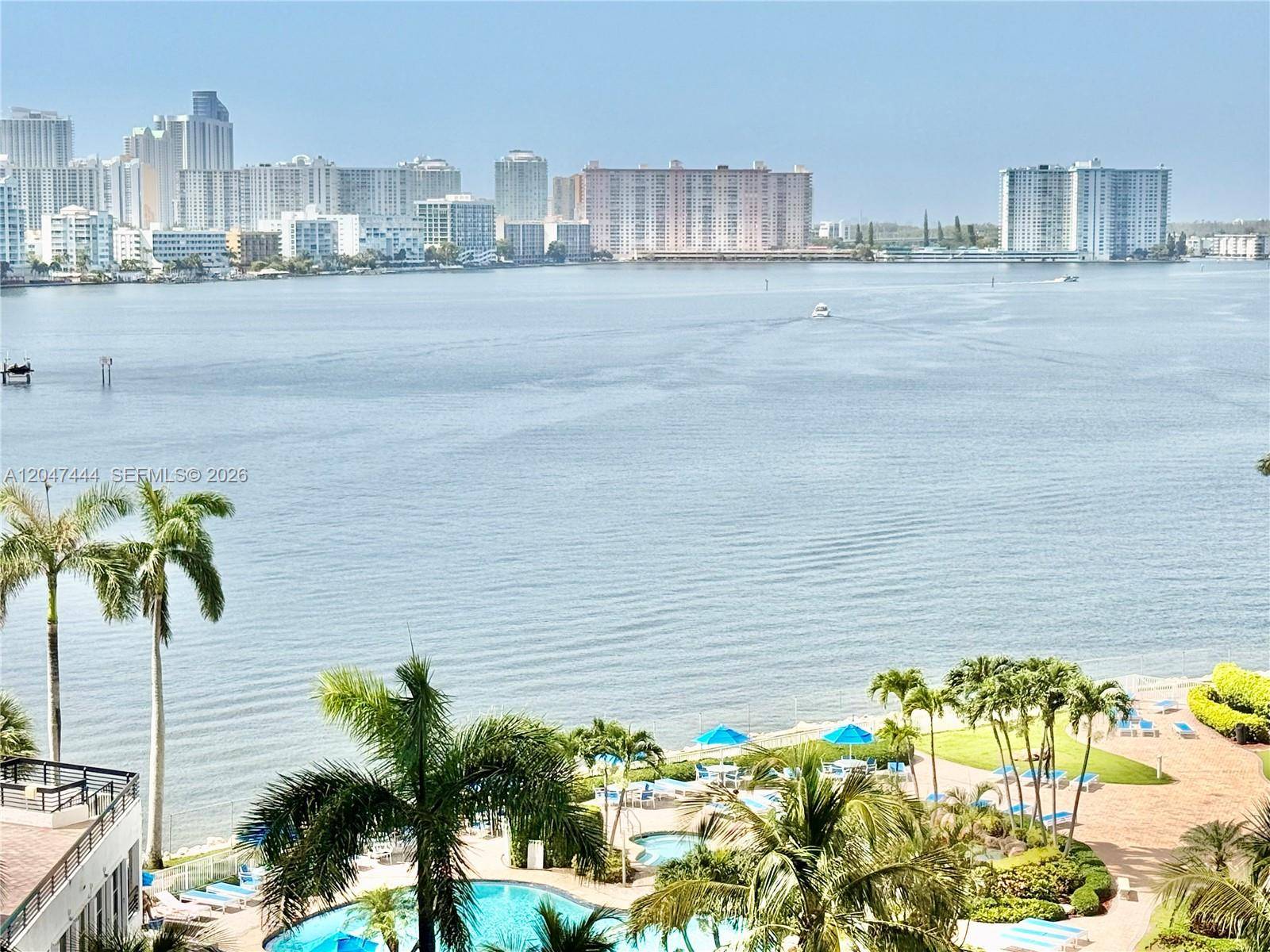 19195 NE 36th CtAventura - MYSTIC POINTE CONDO NO TW,MYSTIC POINTE CONDO condo unit 905 - picture