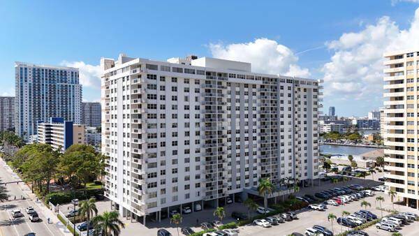 1849 S OceanHallandale Beach - PLAZA TOWERS SOUTH CONDO condo unit 802 - picture