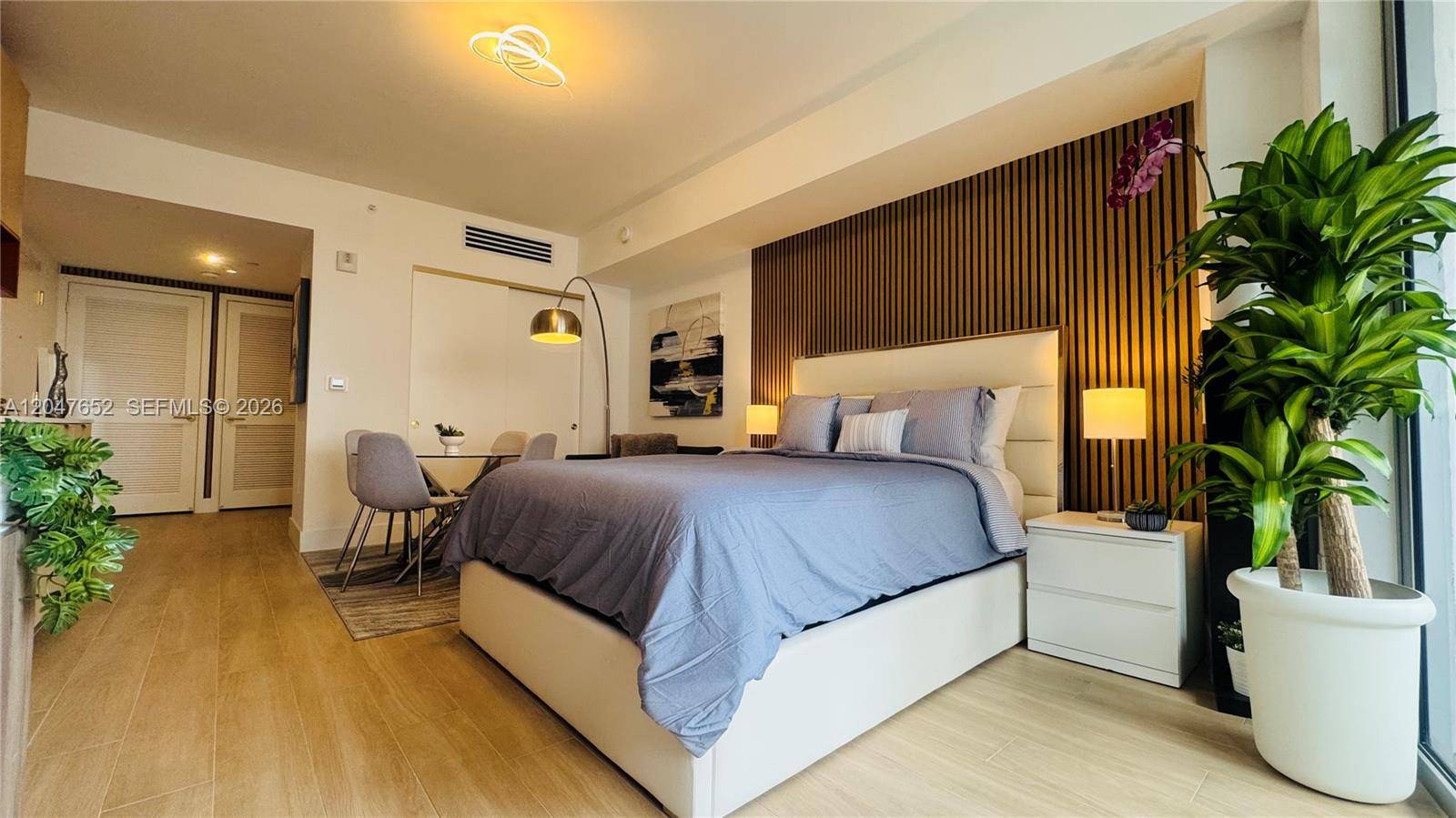 90 NE 32 StMiami - THE STANDARD MIDTOWN condo unit 613 - picture