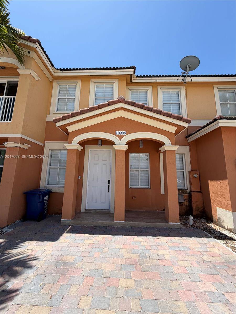 10904 SW 240th LnHomestead - picture