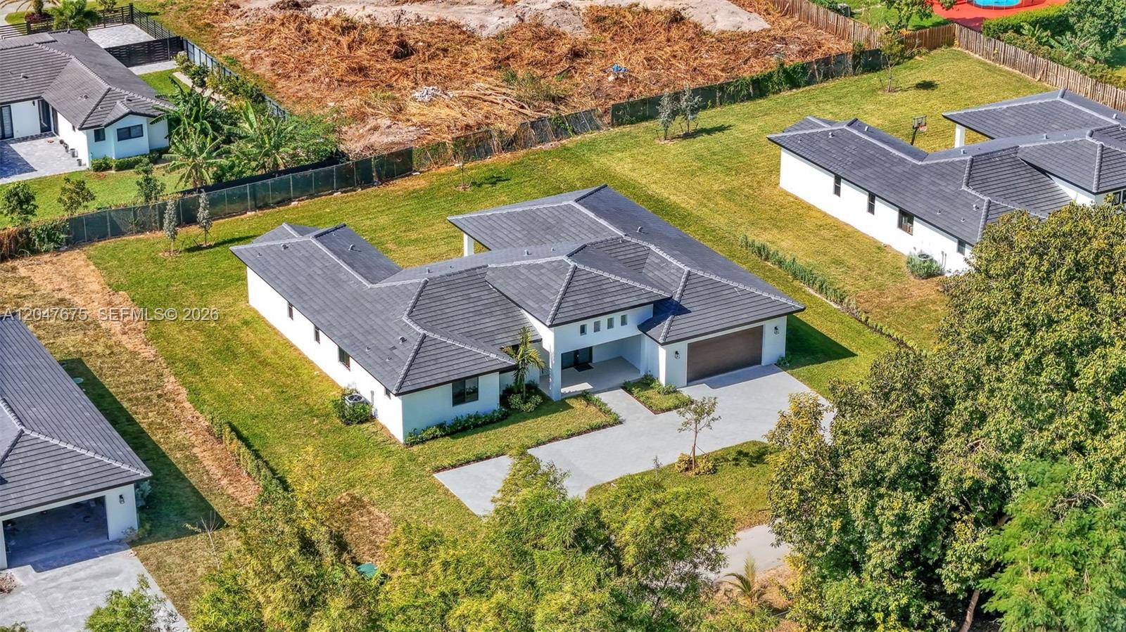 23120 SW 154 CTMiami - picture