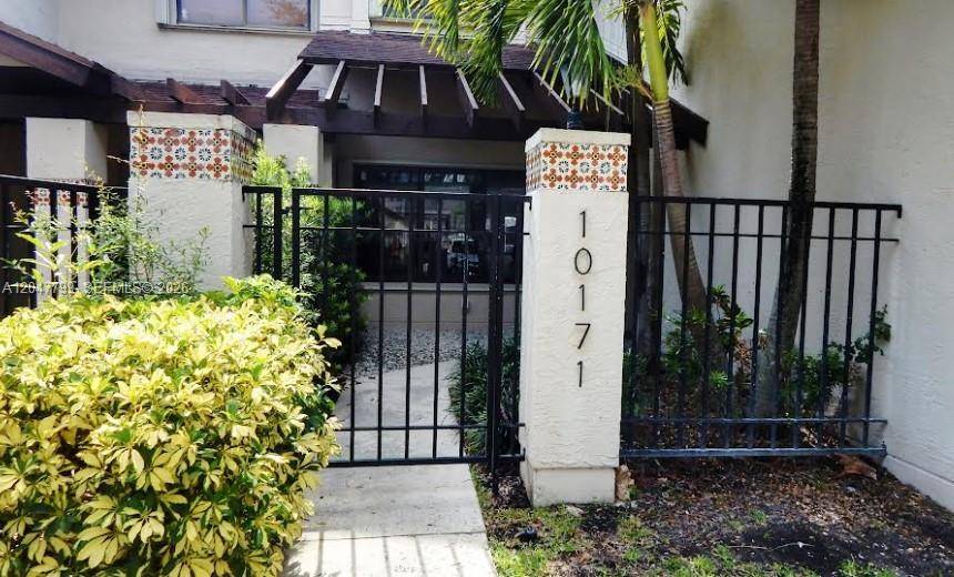 10171 SW 137th CtMiami - picture