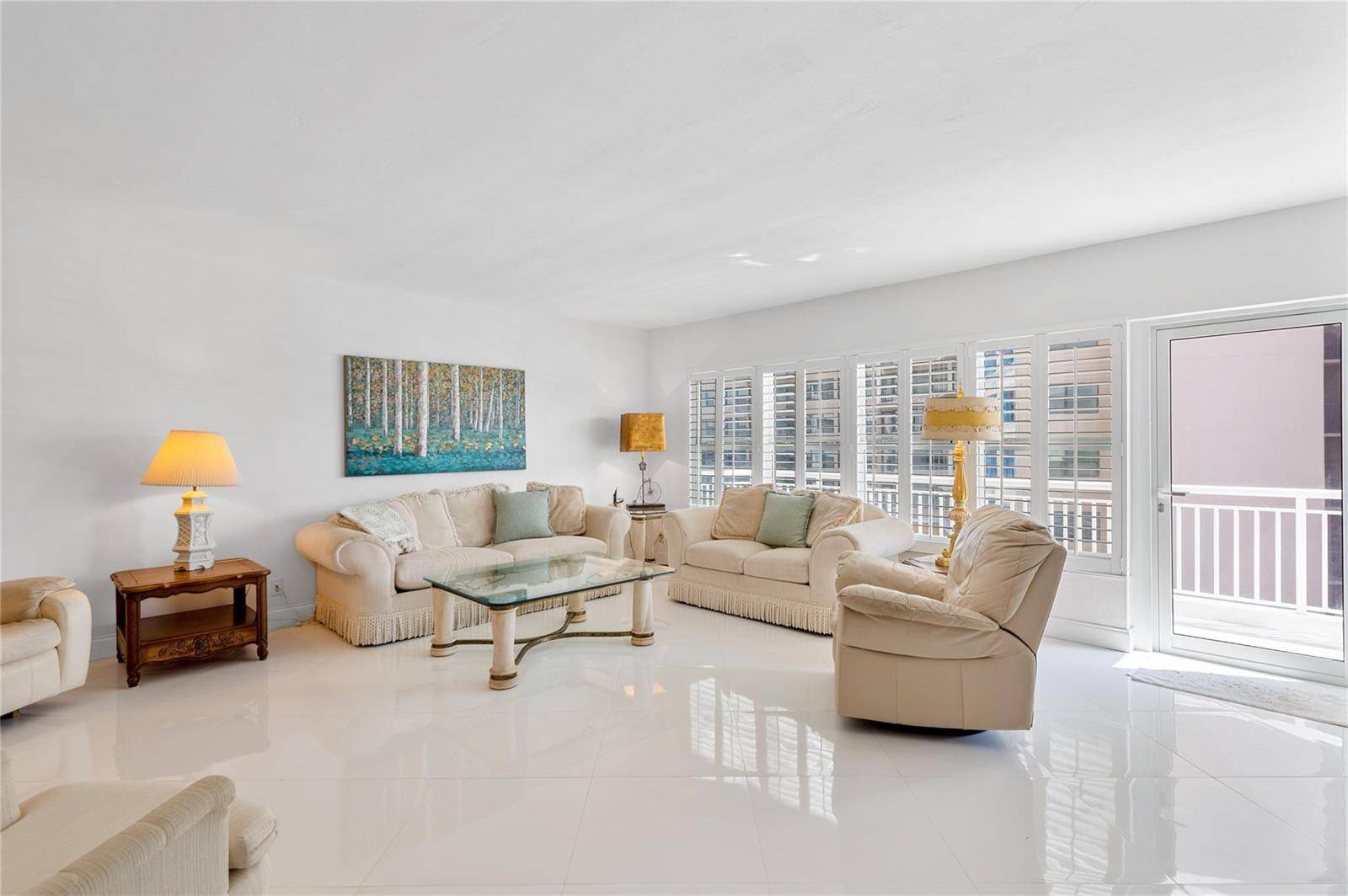 3850 Galt OceanFort Lauderdale - REGENCY TOWER CONDO condo unit 405 - picture