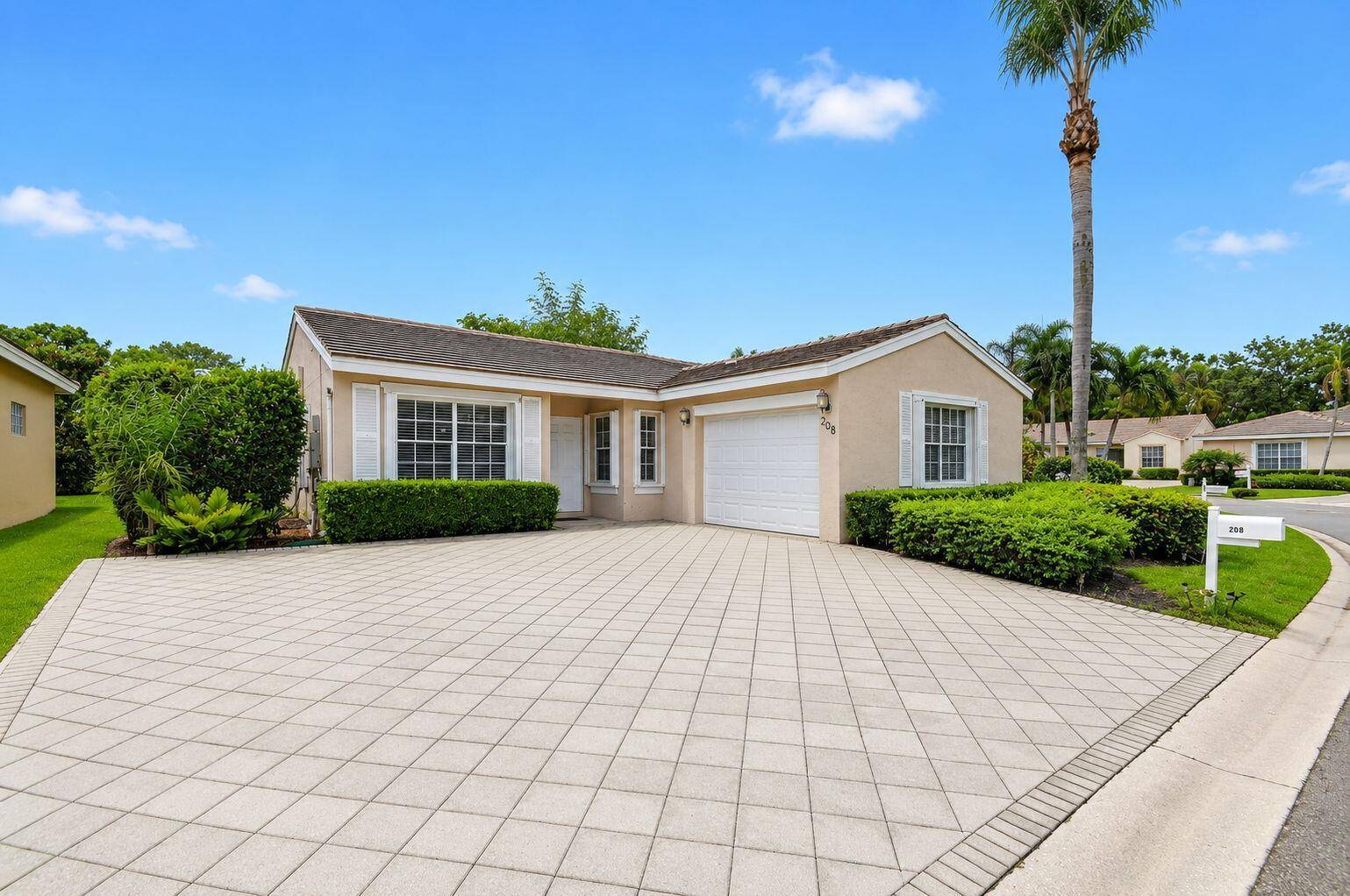 208 Caribe - picture