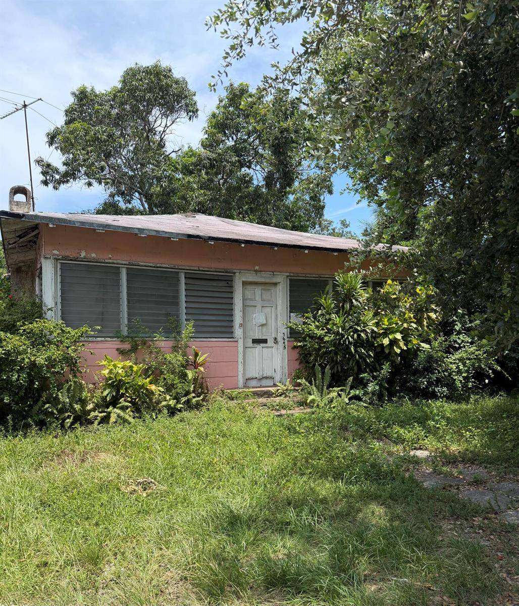 7645 NE 1stMiami - picture