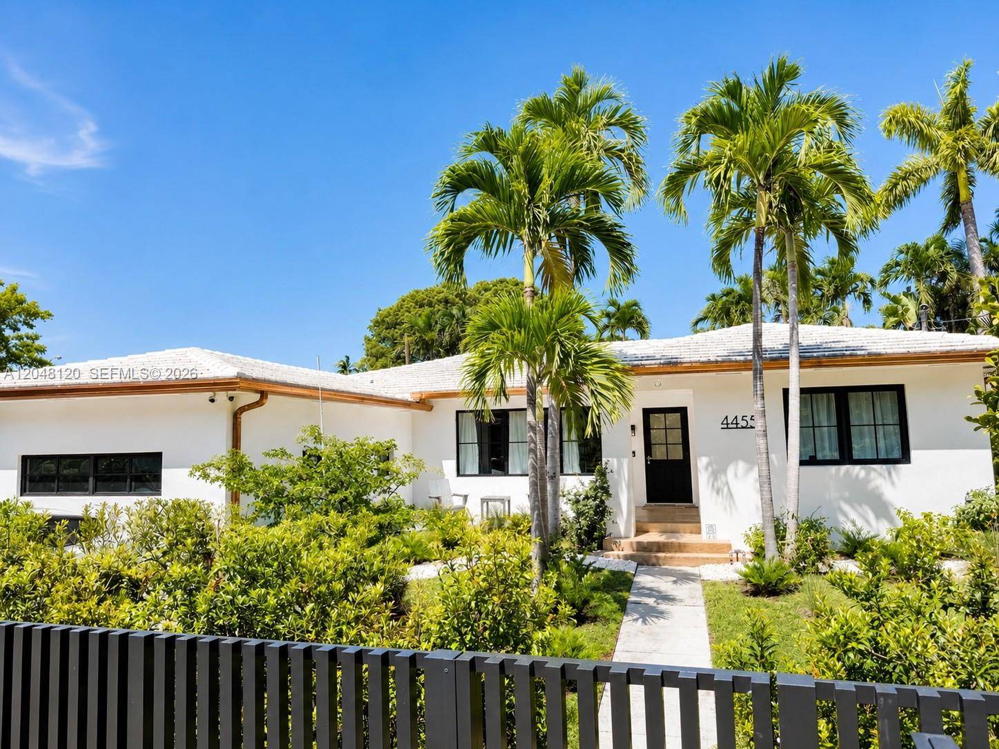 4455 N Bay RdMiami Beach - picture