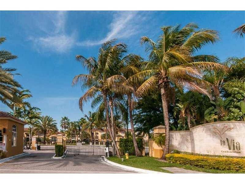 9620 NW 2ndPembroke Pines - Condo condo unit 7-201 - picture