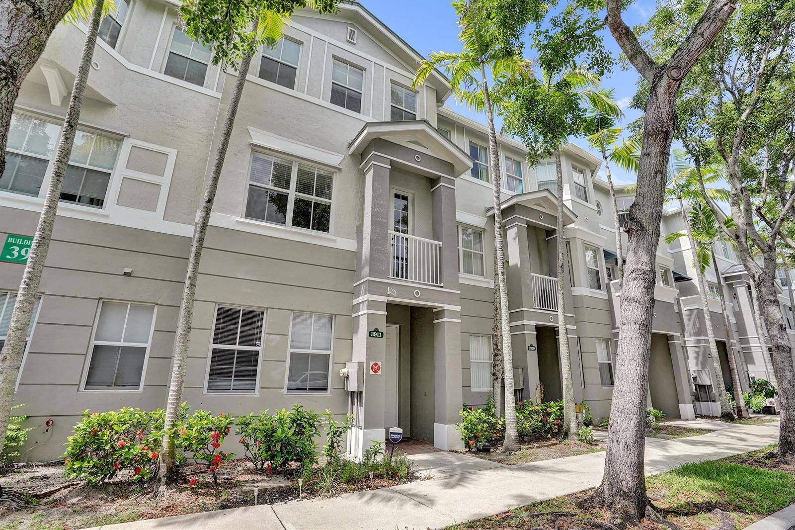 3911 ShomaRoyal Palm Beach - picture