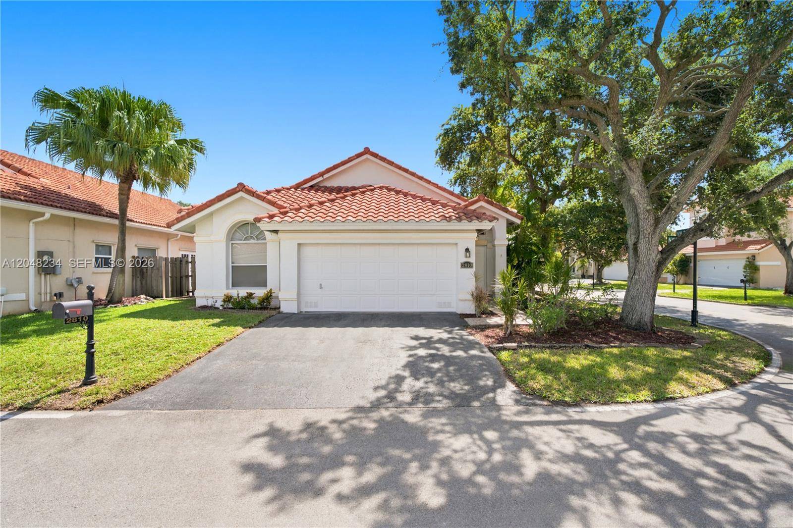2810 NW 70th AveMargate - picture